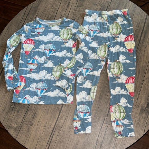Posh Peanut Other - Posh Peanut bamboo pajamas set balloons 7